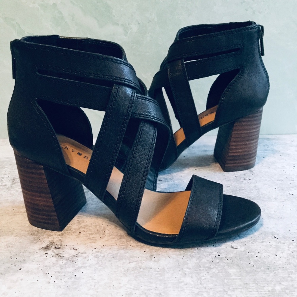 Lucky Brand Vyrah Black Leather Heeled Sandals 6.5